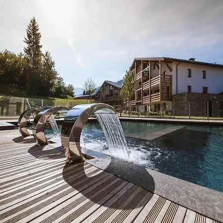 In With Stunning Mountain Views Megeve