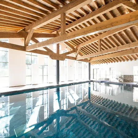 Apartment In With Stunning Mountain Views
