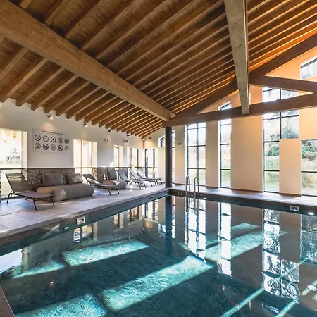 In With Stunning Mountain Views Apartment *