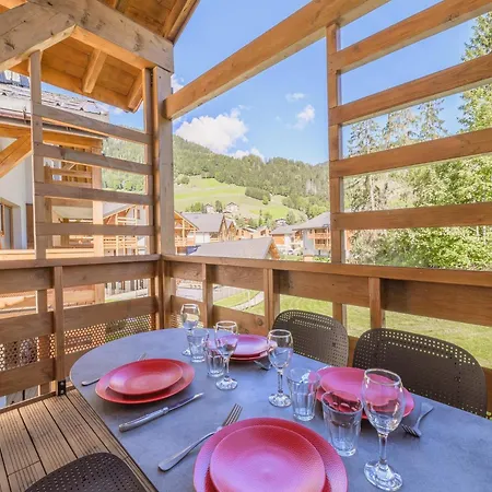 In With Stunning Mountain Views *