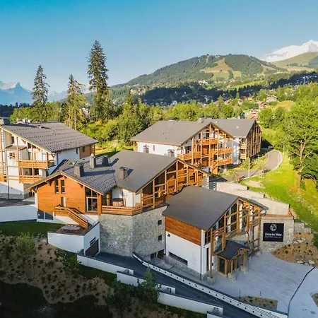 In With Stunning Mountain Views Megeve